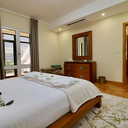 Villa Quinta Dos Cardais By Analodges São Vicente